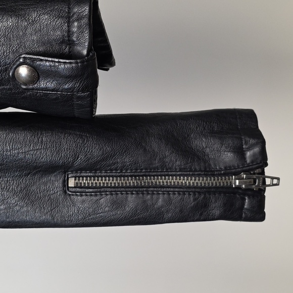 BLANKNYC Faux Leather Moto Jacket – Size XS - Picture 10 of 11